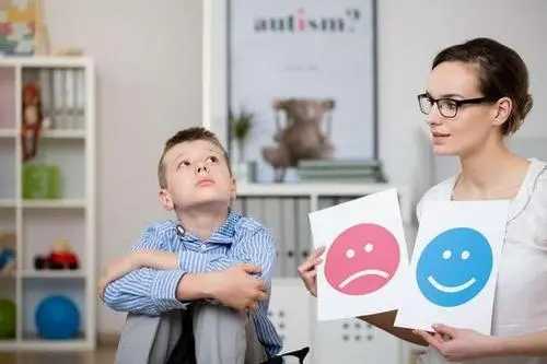 孩子出现这些信号，可能就意味着孤独症的发生！（二）